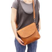 S-Q Zoe Crossbody in Sand